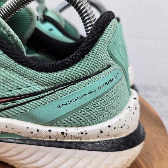 Saucony Womens 8 Endorphin Speed 3 Spring Black Athletic Gym Road Running Shoe - Picture 2 of 14